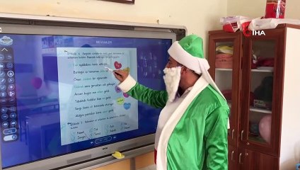 Bulduğu yöntemle uzaktan eğitimi eğlenceli hale getirdi