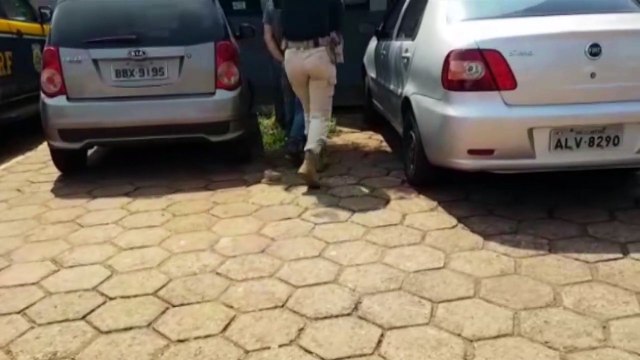 Droga apreendida pela PRF em Lindoeste é levada à 15ª SDP; dois homens foram detidos