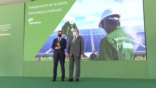 Moreno destaca el impulso en Andalucía a las energías renovables