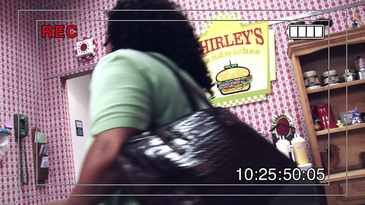Community (2009) - S04E06 - Advanced Documentary Filmmaking (1080p AMZN WEB-DL x265 RZeroX)