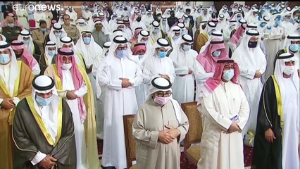 شاهد: جثمان أمير الكويت الراحل الشيخ صباح الأحمد الصباح يوارى الثرى