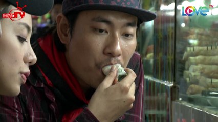 Shock với hình ảnh dàn sao Việt chia sẻ một cái gỏi cuốn cho ba người ăn.