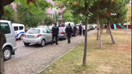 Çocuk parkında şüpheli çanta paniği