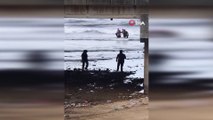 Giresun’da denize atlayarak intihar etmek isteyen şahsı bekçi ve polisler kurtardı