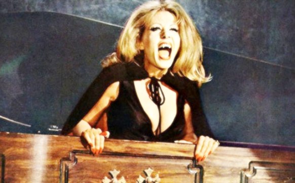 Countess Dracula Movie (1971) - Ingrid Pitt, Nigel Green, Lesley-Anne Down