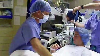 Il injecte lui-même  son anesthésiant