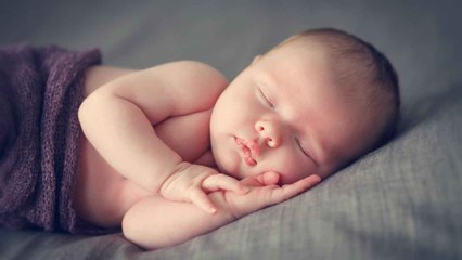 Sa méthode pour stopper les pleurs de son bébé est géniale