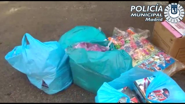 Incautados más de 5.000 artículos falsificados en el madrileño distrito de Usera