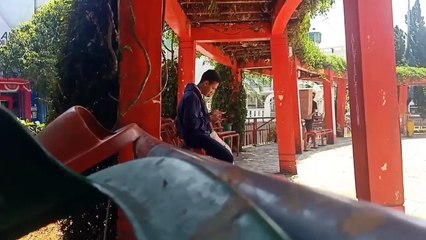 PRANK KLAKSON MOBIL HAMPIR TERTIMPA KARDUS - PRANK INDONESIA NGAKAK LUCU ABIS