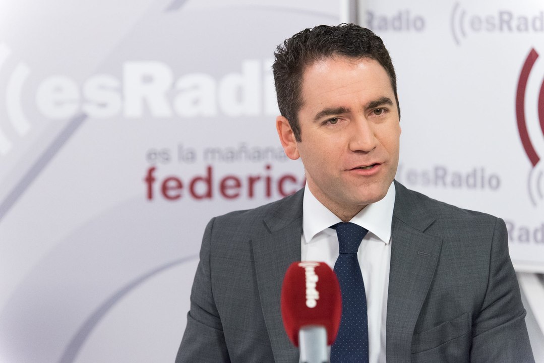 Federico Jiménez Losantos entrevista a Teodoro García Egea en esRadio