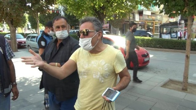 Maske takmadığı için ceza kesen polise beddua etti: Allah senin…