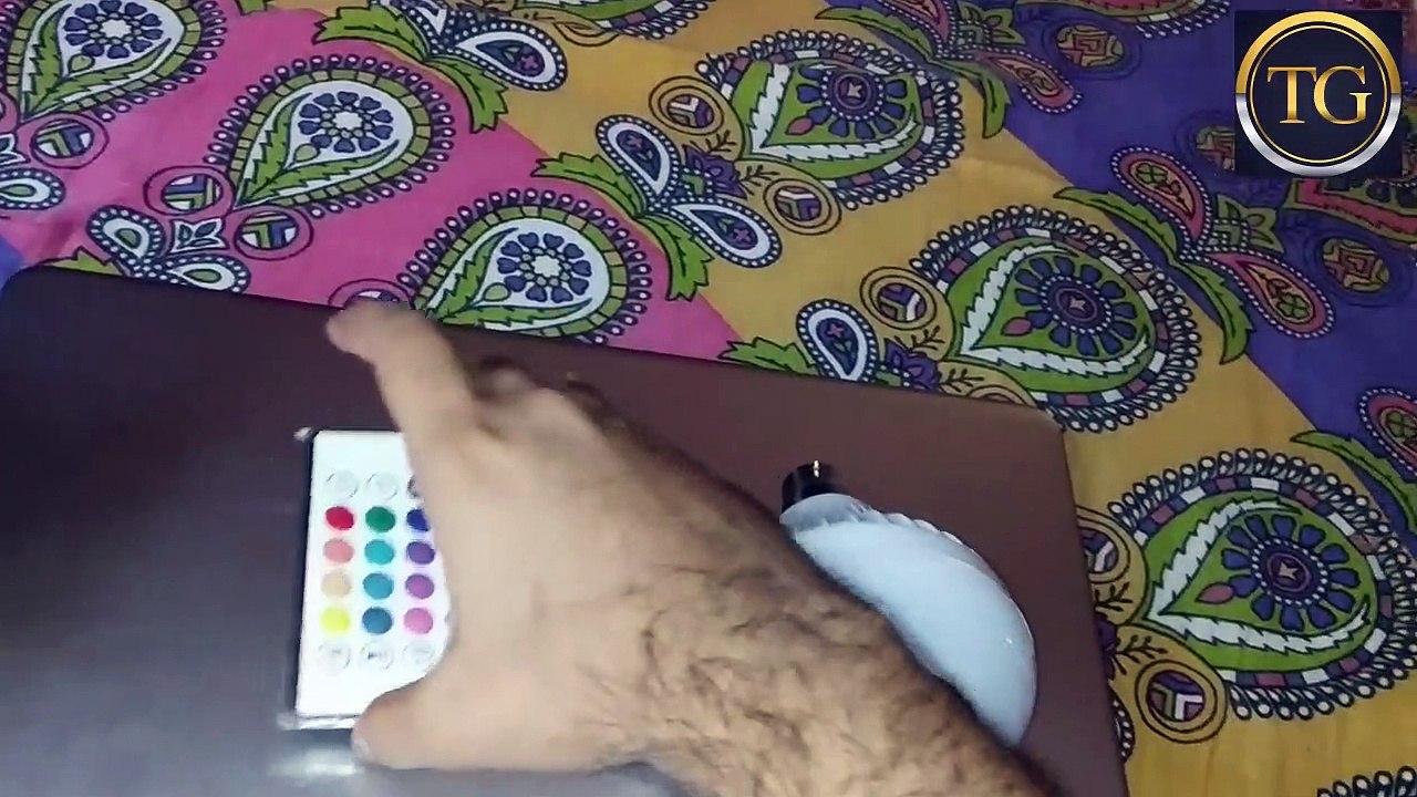 LED Bulb With Bluetooth Speaker | Unboxing & Review | The Tech Guy