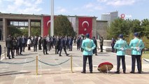 TBMM Atatürk Anıtı’na çelenk konması ile yeni dönem başladı