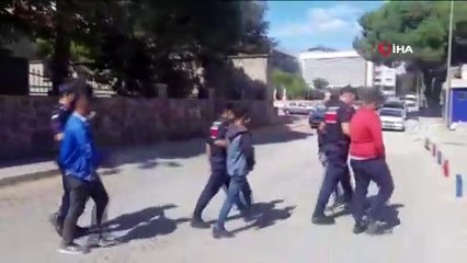 Bergama'daki orman yangının failleri tutuklandı