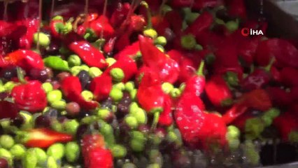 Maraş biberli zeytinyağı