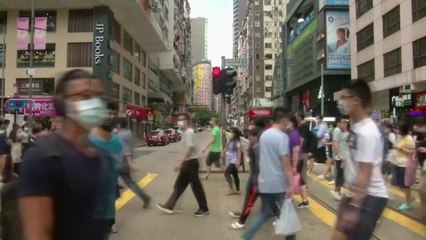 홍콩 국경절 시위 원천 봉쇄..."최소 60명 체포" / YTN