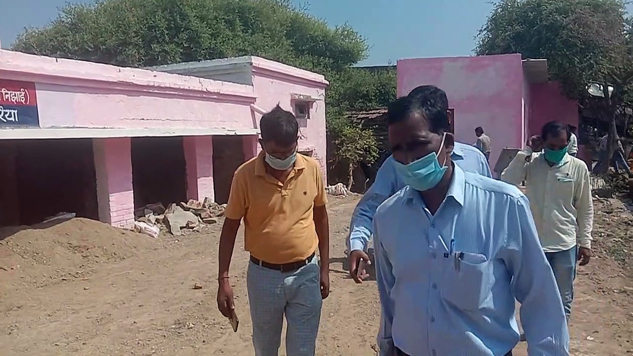 साढ़े तीन दशक पहले शहर में इटावा रोड पर संचालित मरदाना अस्पताल की इमारत जर्जर