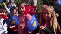 Türk askerinden Kosova'da eğitime destek - PRİZREN