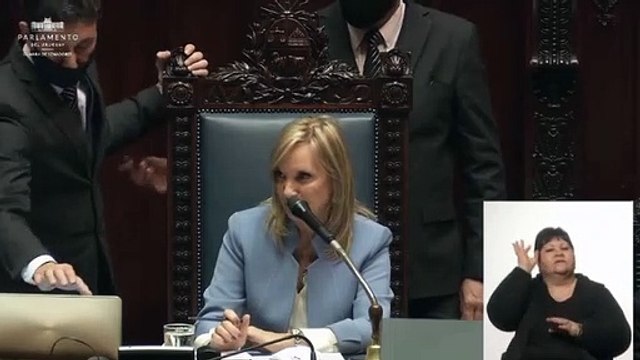 Senador uruguayo citó una canción de Damas Gratis en plena sesión