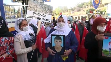 Şırnak annelerinin HDP önündeki eylemi 4'üncü haftasında