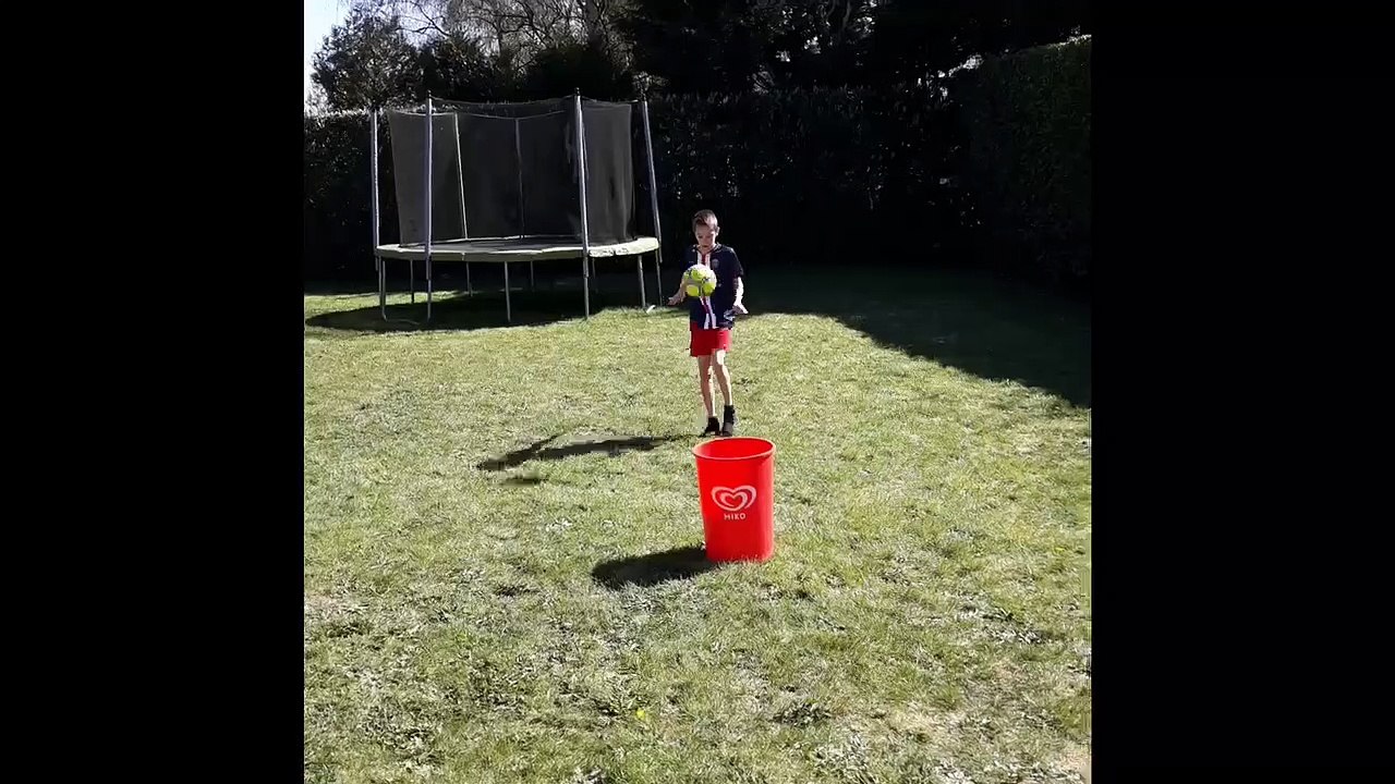 Défi Rémi Gaillard u12 (suite alexandre)