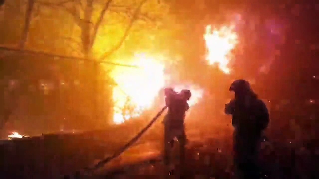 Vasti incendi in Ucraina vicino al fronte di guerra