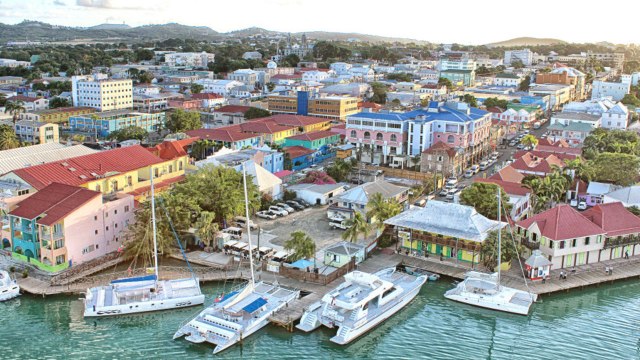 Antigua and Barbuda Will Allow Digital Nomads to Work From the Beach for 2 Years