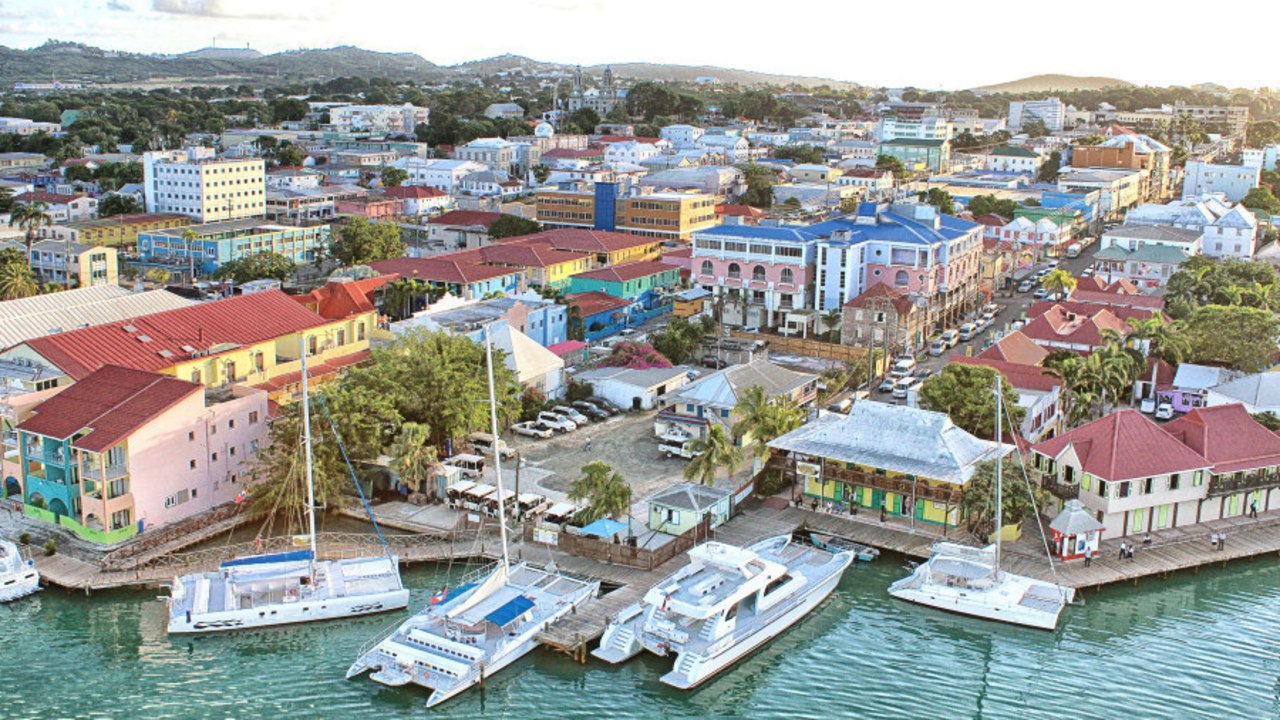 Antigua and Barbuda Will Allow Digital Nomads to Work From the Beach for 2 Years