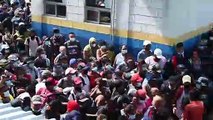 Caravana de migrantes chega à Guatemala rumo aos EUA