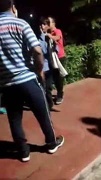 छात्रा के साथ छेड़खानी करना मनचले को पड़ा भारी,छात्रा ने मनचले को जमकर पीटा