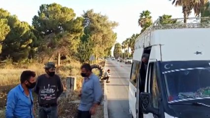 Adana'da 14 yolcu kapasiteli minibüsten 28 kişi çıktı