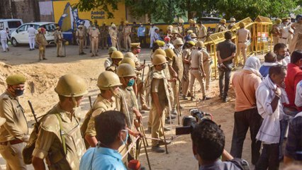 Hathras DM pressurises victim's family! now ban on media