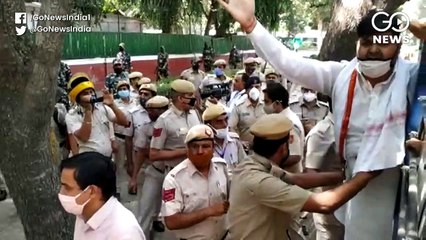 हाथरस के रास्ते राहुल गांधी के साथ धक्का-मुक्की के ख़िलाफ कांग्रेस कार्यकर्ताओं का विरोध