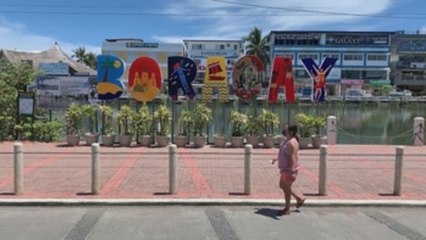 A la playa con PCR, la tímida apertura al turismo local en Filipinas