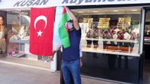 Gönüllü gençler Türkiye ve Azerbaycan bayrakları dağıttı - ERZİNCAN