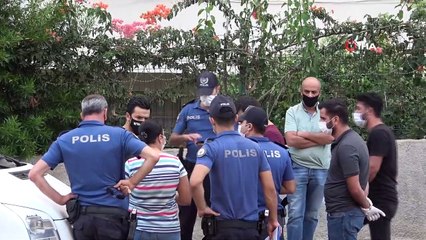 Скачать видео: Mersin'de dehşet...Evi basıp kadını kurşun yağmuruna tuttular