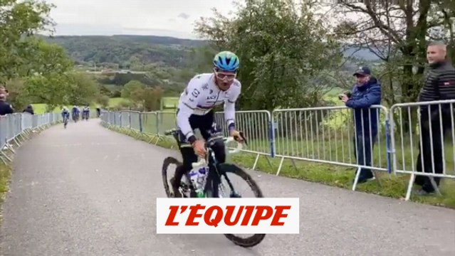 Julian Alaphilippe étrenne son maillot arc-en-ciel à l'entraînement - Cyclisme - WTF