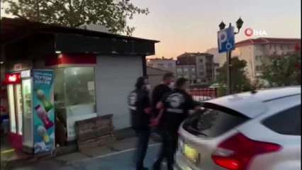 Uyuşturucu operasyonunda yakalanan 66 zanlı adliyeye sevk edildi