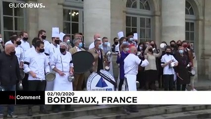 French chef leads noisy protest against COVID-19 restrictions in Bordeaux