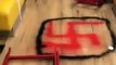 Une dizaine de croix gammées dessinées sur les murs d'un restaurant du 19ème arrondissement de Paris et plusieurs messages antisémites
