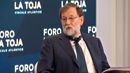 Rajoy urge a llegar a acuerdos ante el Covid y apunta a Sánchez