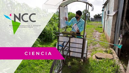 Con “es­cue­li­ta ro­dan­te”, el pro­fe La­li­to lle­va edu­ca­ción a sus alum­nos en Gua­te­ma­la