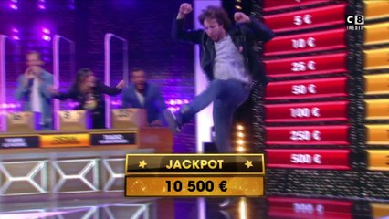 Calvin remporte le jackpot de 10 500 euros dès l'ouverture de la première boîte !