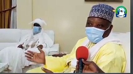 Kaolack : L' Émir de Kano(Nigéria) a sacrifié à la prière du vendredi à la Grande mosquée de Médina Baye..