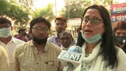 Hathras ADM gets into verbal fight with Nirbhaya's lawyer