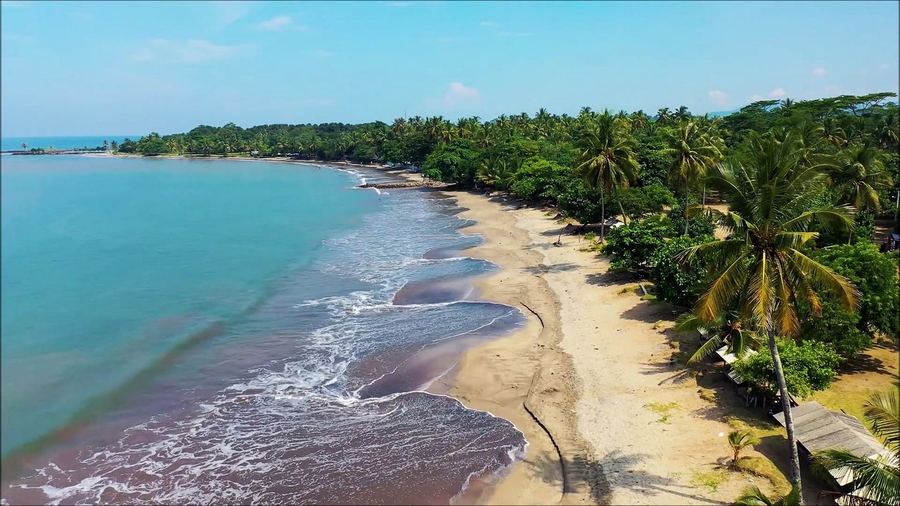 Beach natural beautiful scene royalty Free  Stock no copyright background  video, creative common Free for commercial use, dron aerial view 4K- or full HD, in the world (7)
