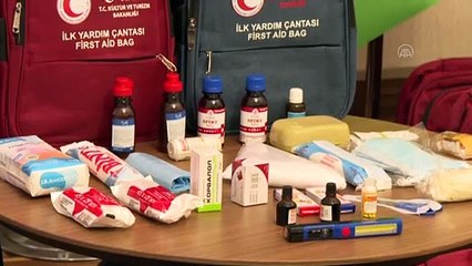 TİKA'dan topraklarını kurtarmak için mücadele veren Azerbaycan'a ilk yardım desteği - BAKÜ