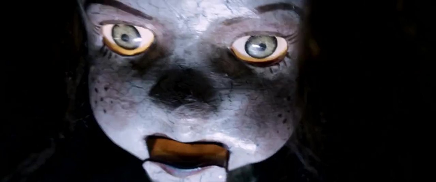 Incident in a Ghostland Movie (2018) - Crystal Reed, Mylène Farmer, Anastasia Phillips