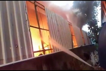 புதுச்சேரி வயர் தொழிற்சாலையில் பயங்கர தீ விபத்து - இயந்திரங்கள் எரிந்து நாசம்