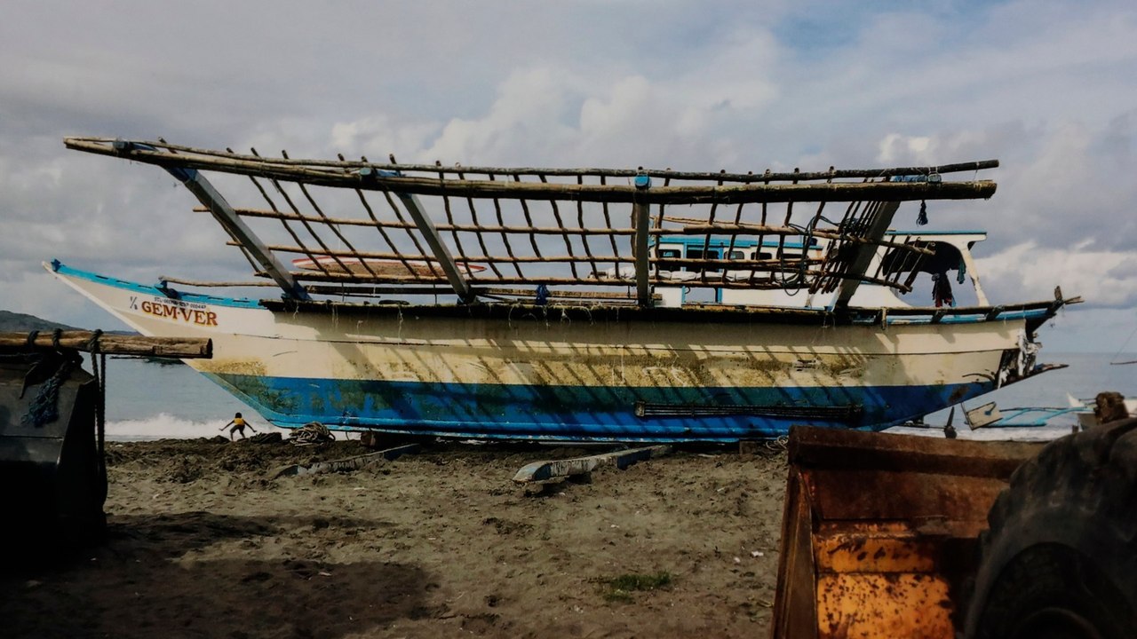 Shrinking fish stocks raise tensions in the South China Sea | Counting the Cost